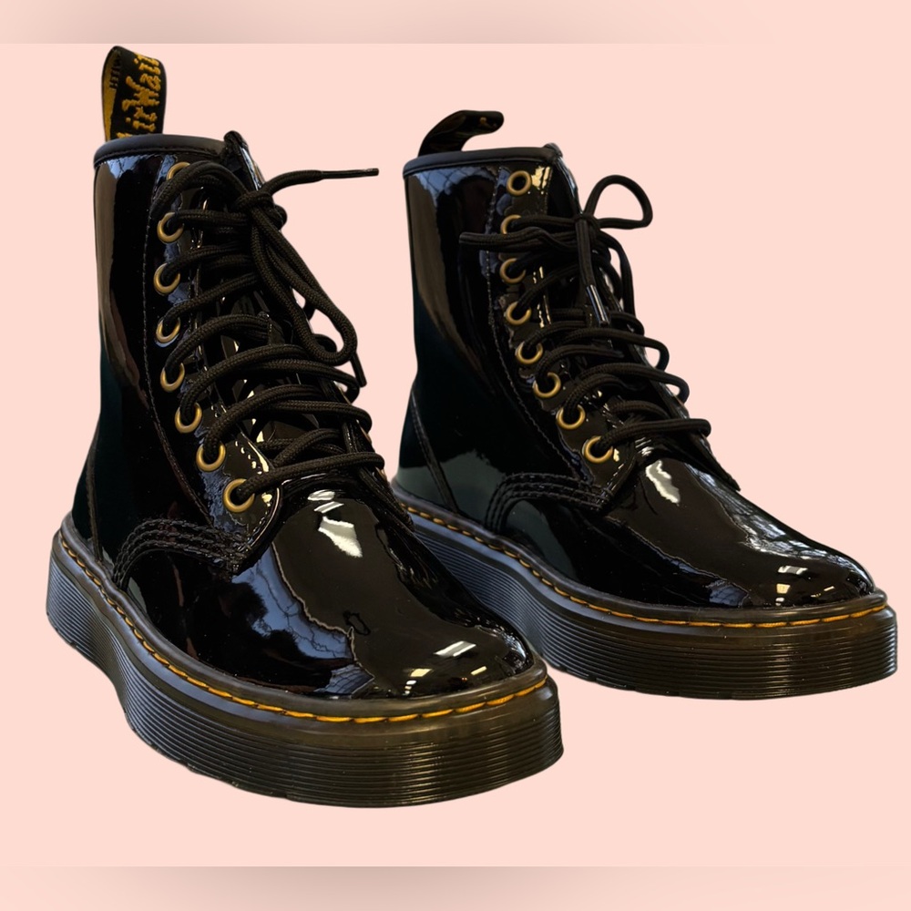 Women’s Dr Martens Air Wair Black Boots Sz 5 Patent Leather